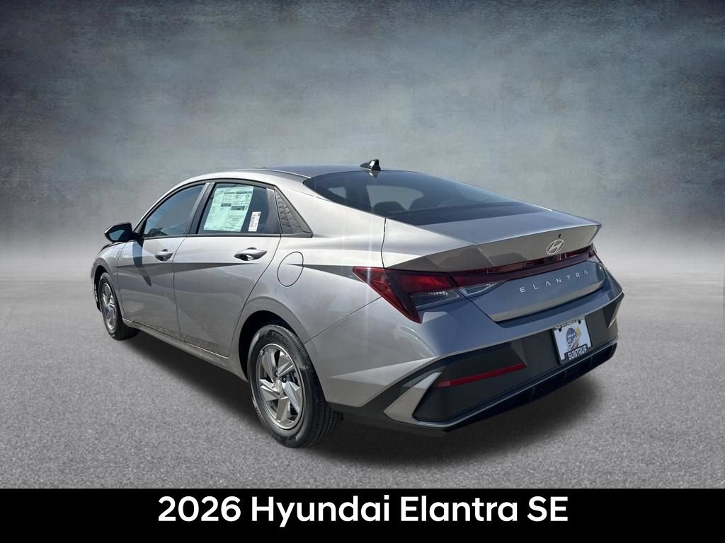 Used 2026 Hyundai Elantra SE FWD image 3