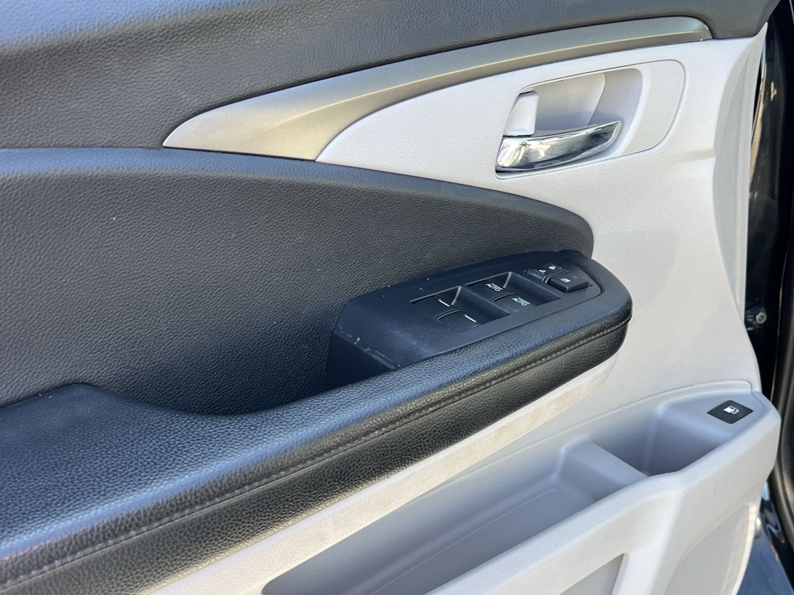 Used 2019 Honda Pilot EX image 13