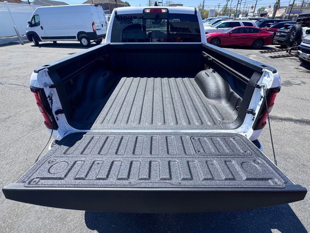 New 2026 RAM 1500 Laramie AWD/4WD image 7