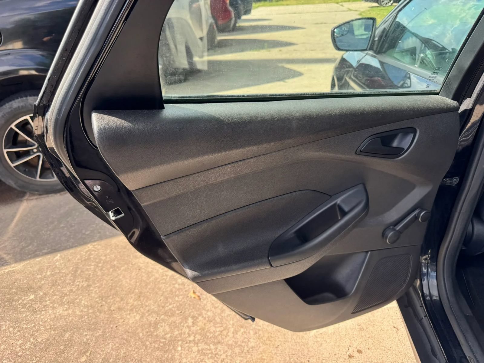 Used 2016 Ford Focus S FWD image 18