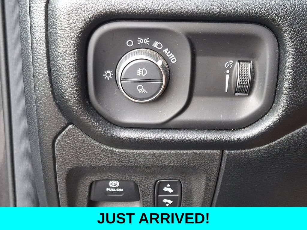 Used 2021 RAM 1500 Big Horn AWD/4WD image 25