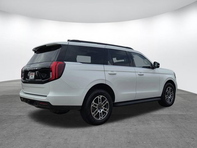 New 2026 Ford Expedition Active RWD image 2