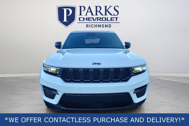 Used 2024 Jeep Grand Cherokee Altitude image 2