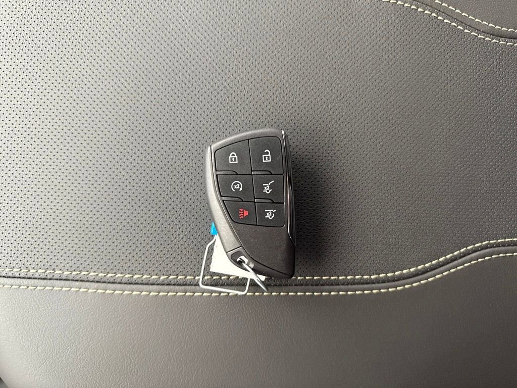 New 2026 GMC Yukon XL Elevation image 38