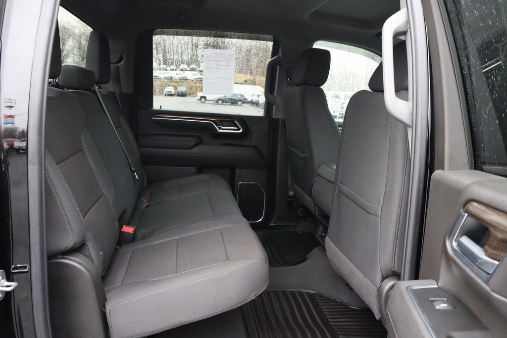 Used 2025 Chevrolet Silverado 2500 LT w/ All Star Edition image 17