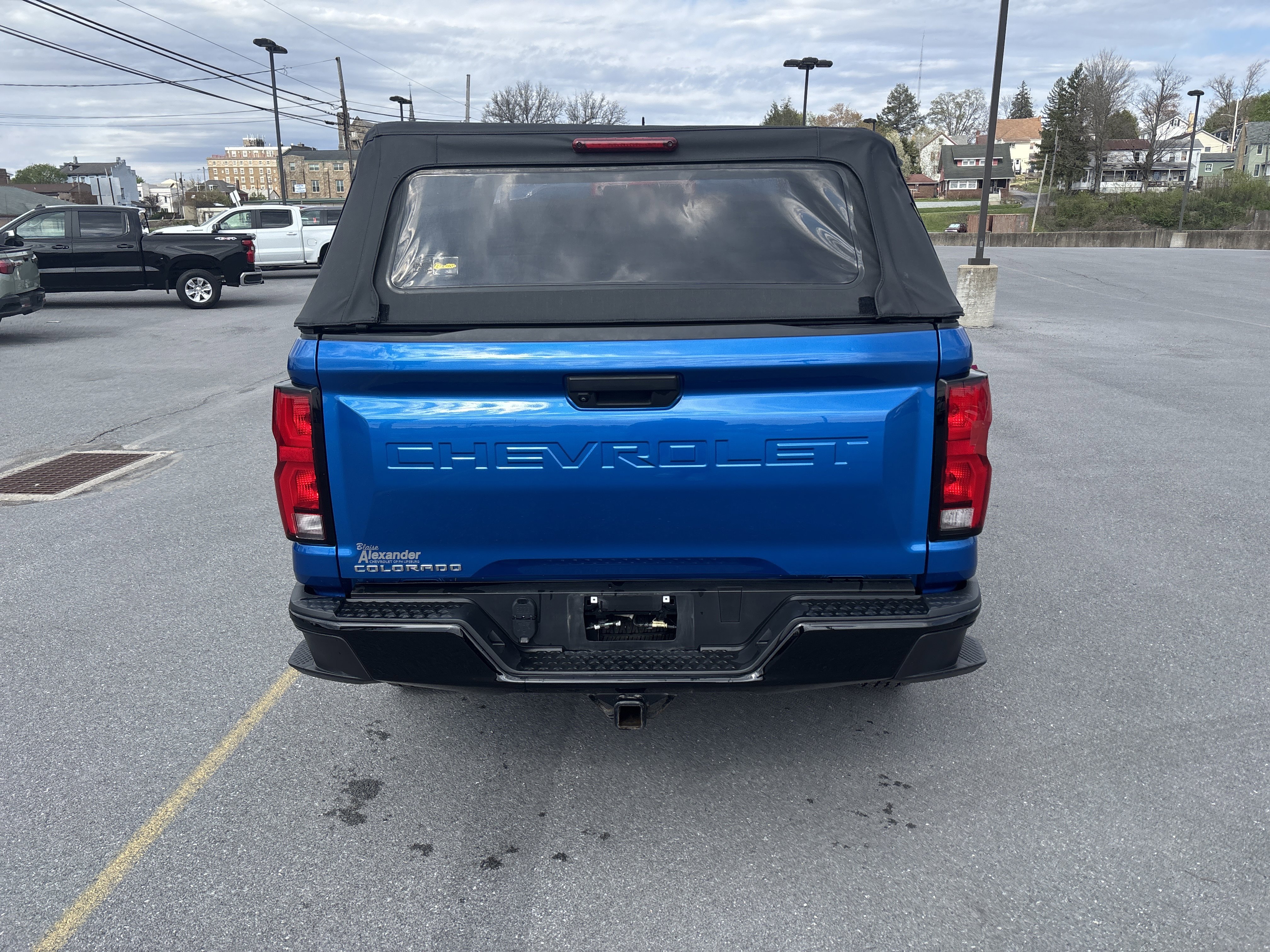 Used 2024 Chevrolet Colorado Z71 w/ Advanced Trailering Package AWD/4WD video 4