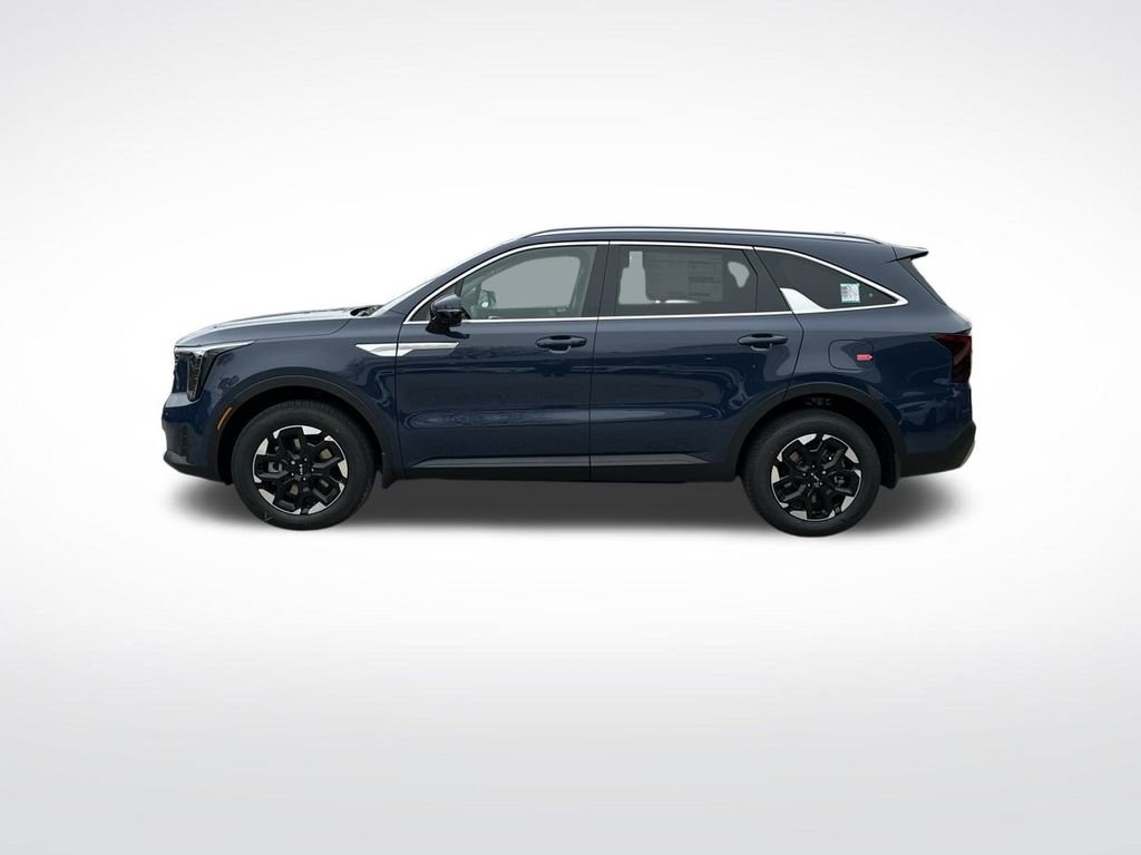 New 2026 Kia Sorento S image 2