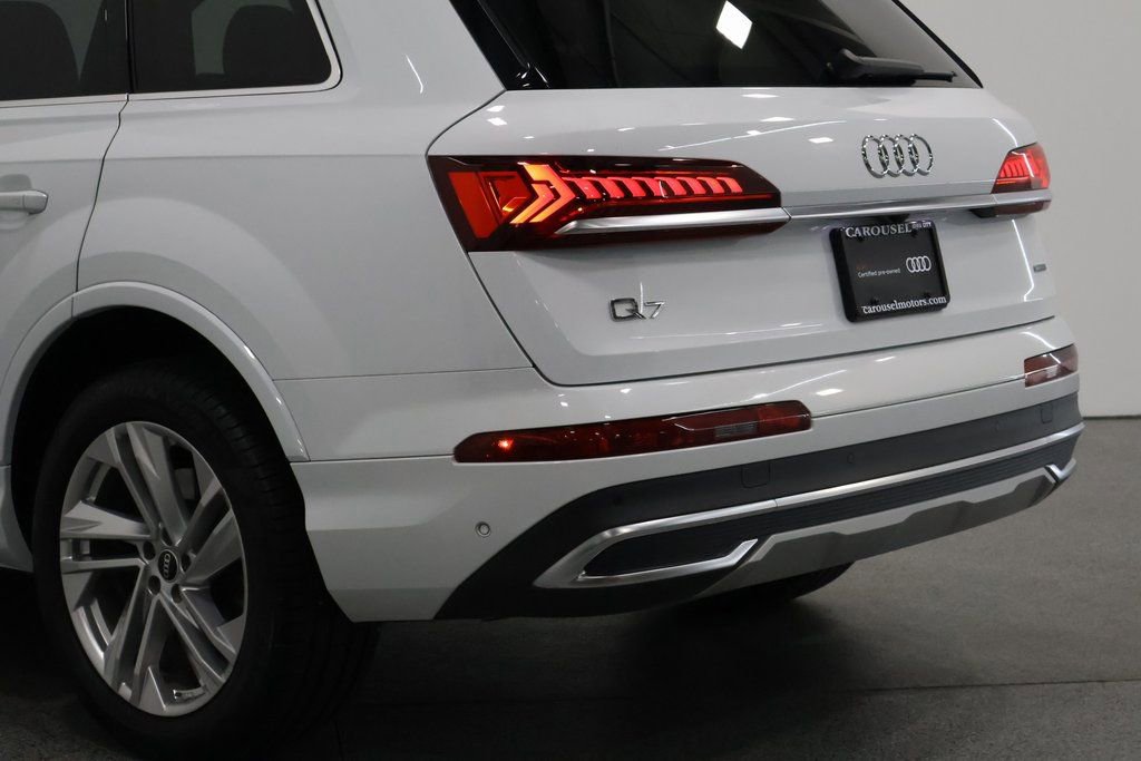Used 2022 Audi Q7 2.0T Premium Plus w/ Premium Plus Package AWD/4WD image 10
