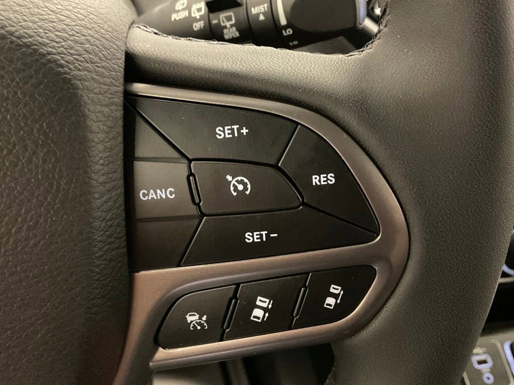 Used 2022 Jeep Cherokee Limited image 19