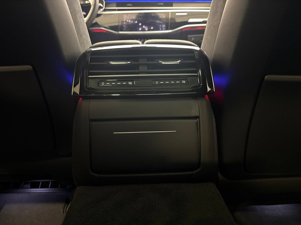 New 2027 Audi A8 L 3.0T AWD/4WD image 33
