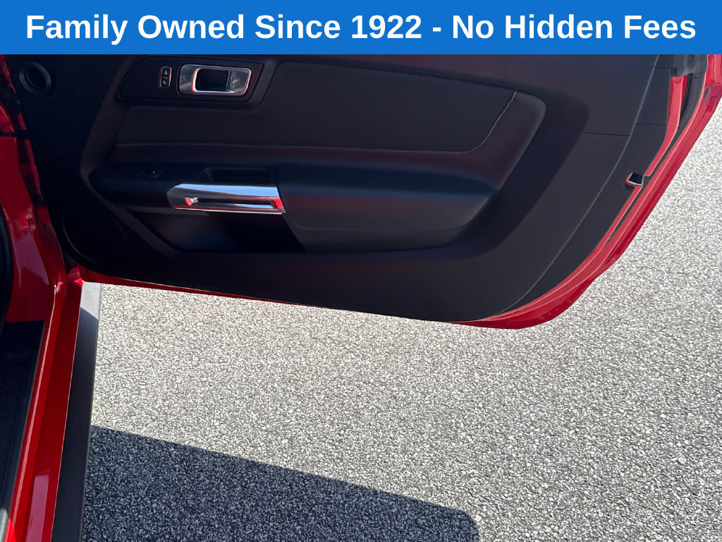 Used 2018 Ford Mustang GT RWD image 15