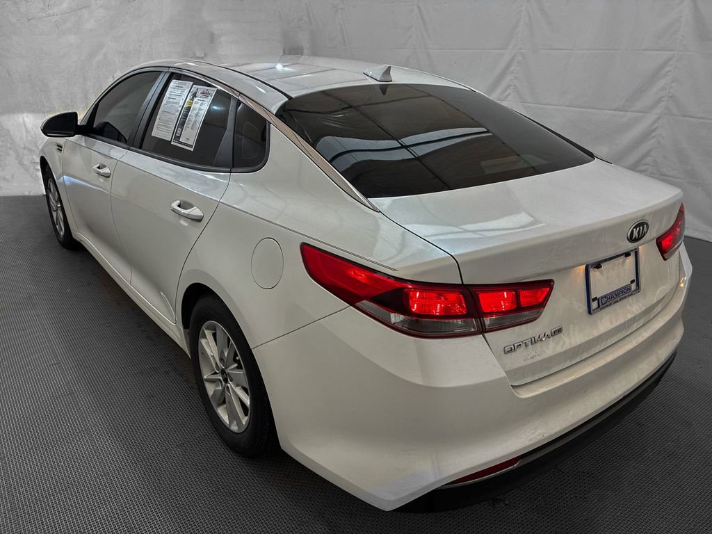 Used 2016 Kia Optima LX FWD image 4
