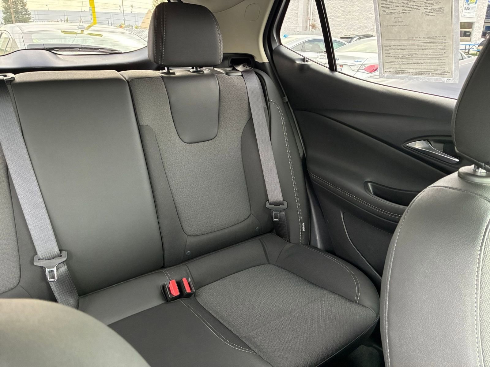 Used 2025 Buick Encore GX Preferred image 37