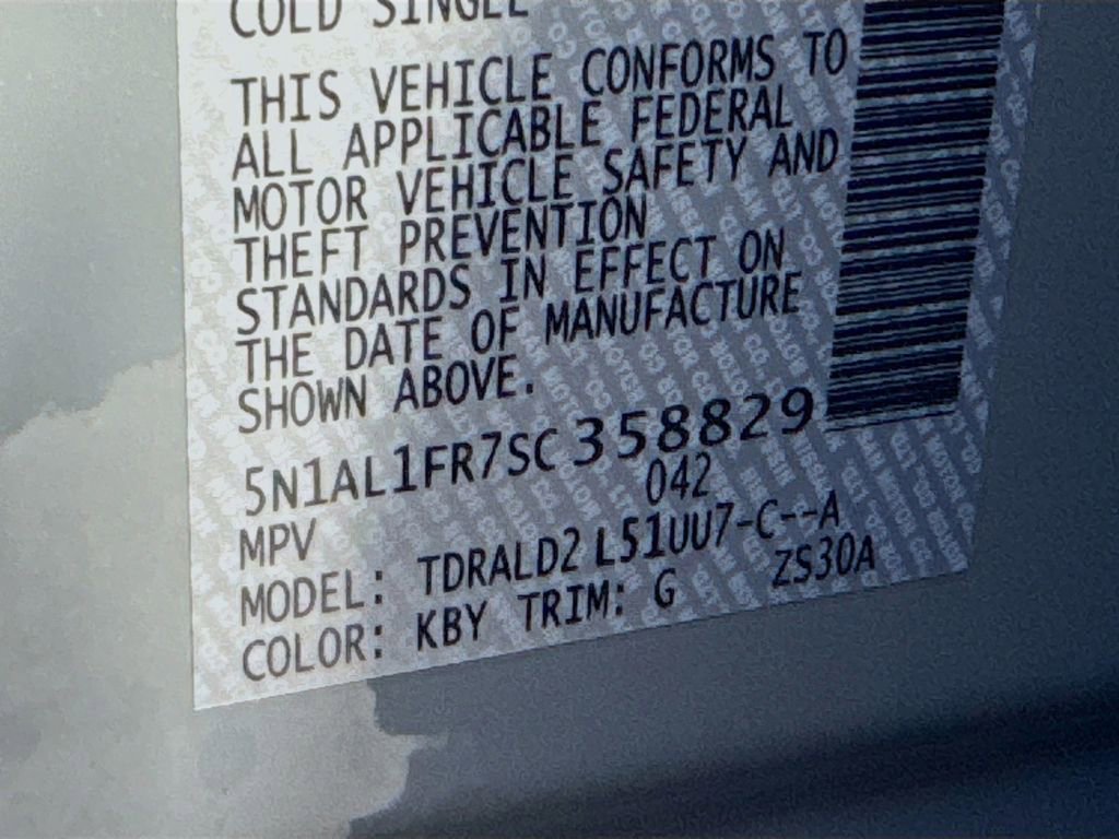 Certified 2025 INFINITI QX60 Luxe w/ Black Edition image 35