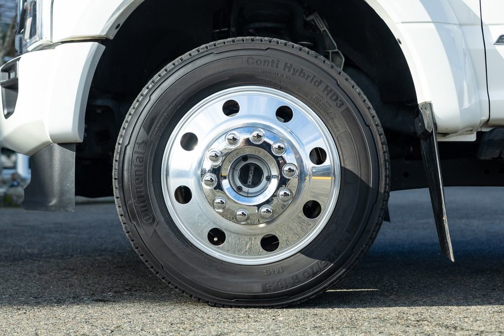 Used 2022 Ford F450 Platinum w/ FX4 Off-Road Package image 11