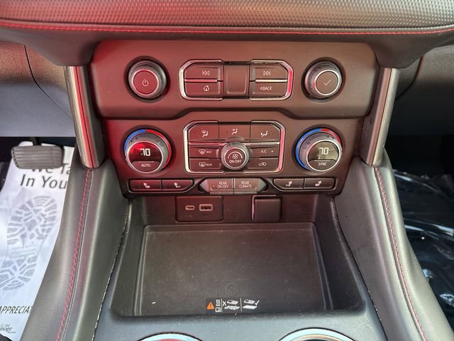 Used 2022 Chevrolet Suburban RST w/ Sport Performance Package image 23