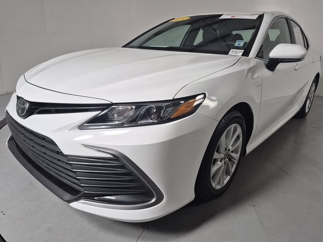 Certified 2024 Toyota Camry LE FWD image 1