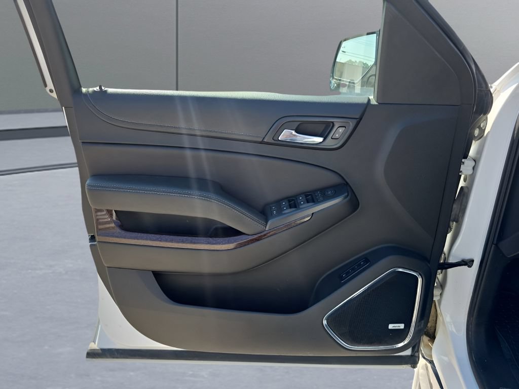 Used 2018 GMC Yukon SLT w/ Premium Edition AWD/4WD image 18