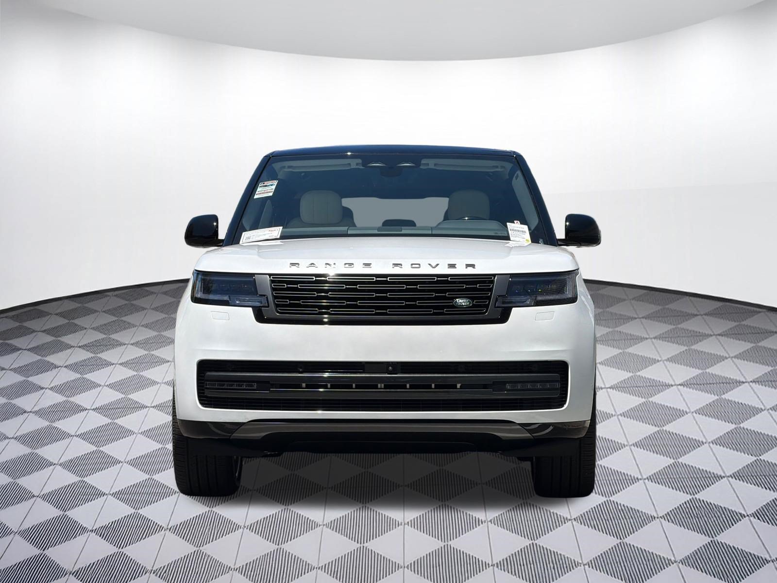 New 2026 Land Rover Range Rover Long Wheelbase SE AWD/4WD image 5