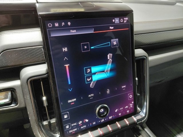 Used 2025 GMC Yukon AT4 w/ LPO, Floor Liner Package image 38