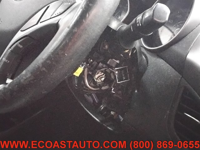 Used 2013 Hyundai Elantra Limited FWD image 17