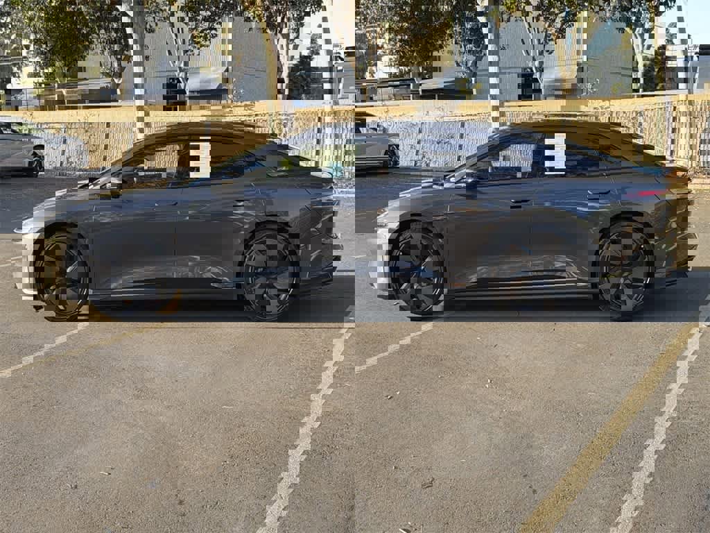 Used 2024 Lucid Air Touring image 3