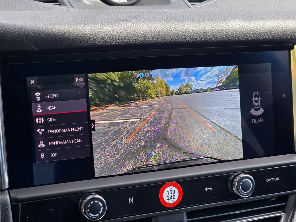 New 2026 Porsche Macan image 24
