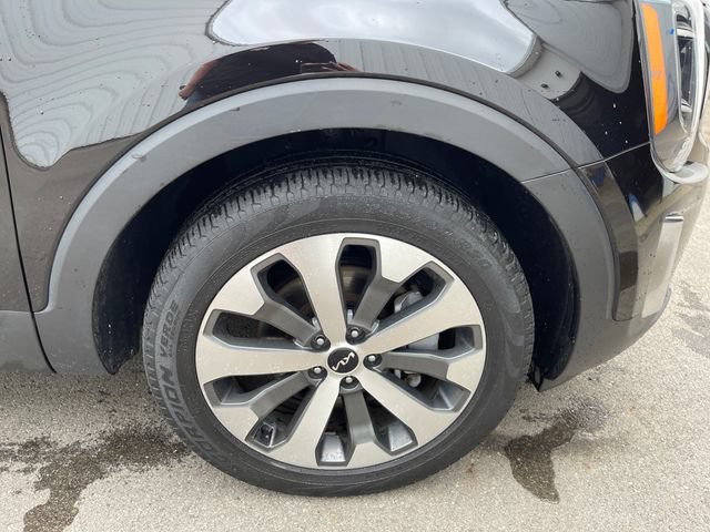 Used 2022 Kia Telluride S AWD/4WD image 46