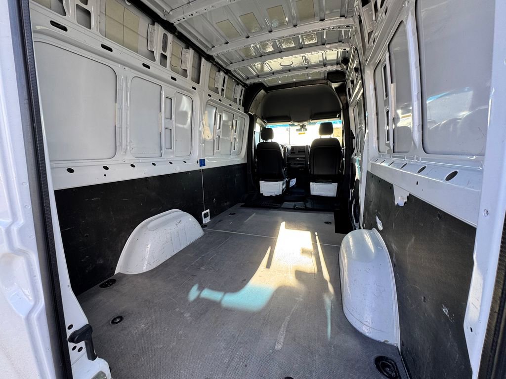 Used 2020 Mercedes-Benz Sprinter 2500 image 15
