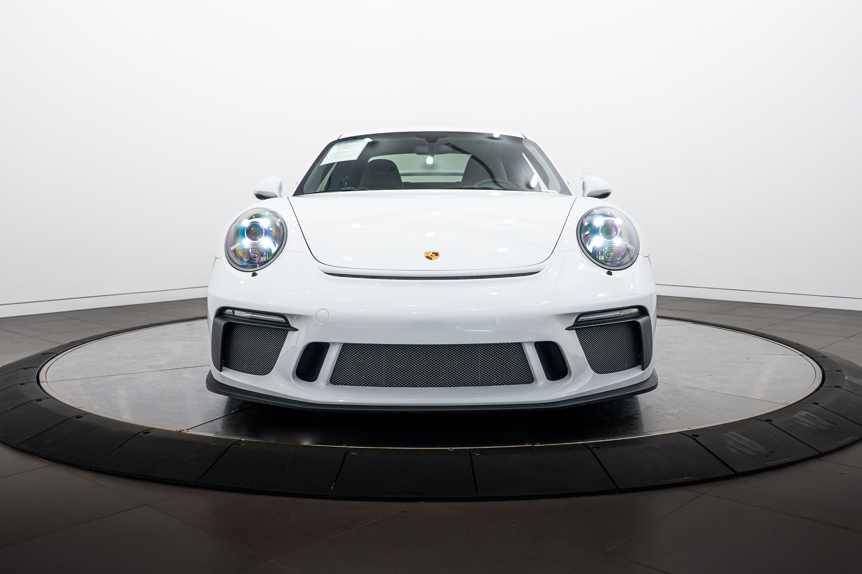 Certified 2018 Porsche 911 GT3 RWD image 10