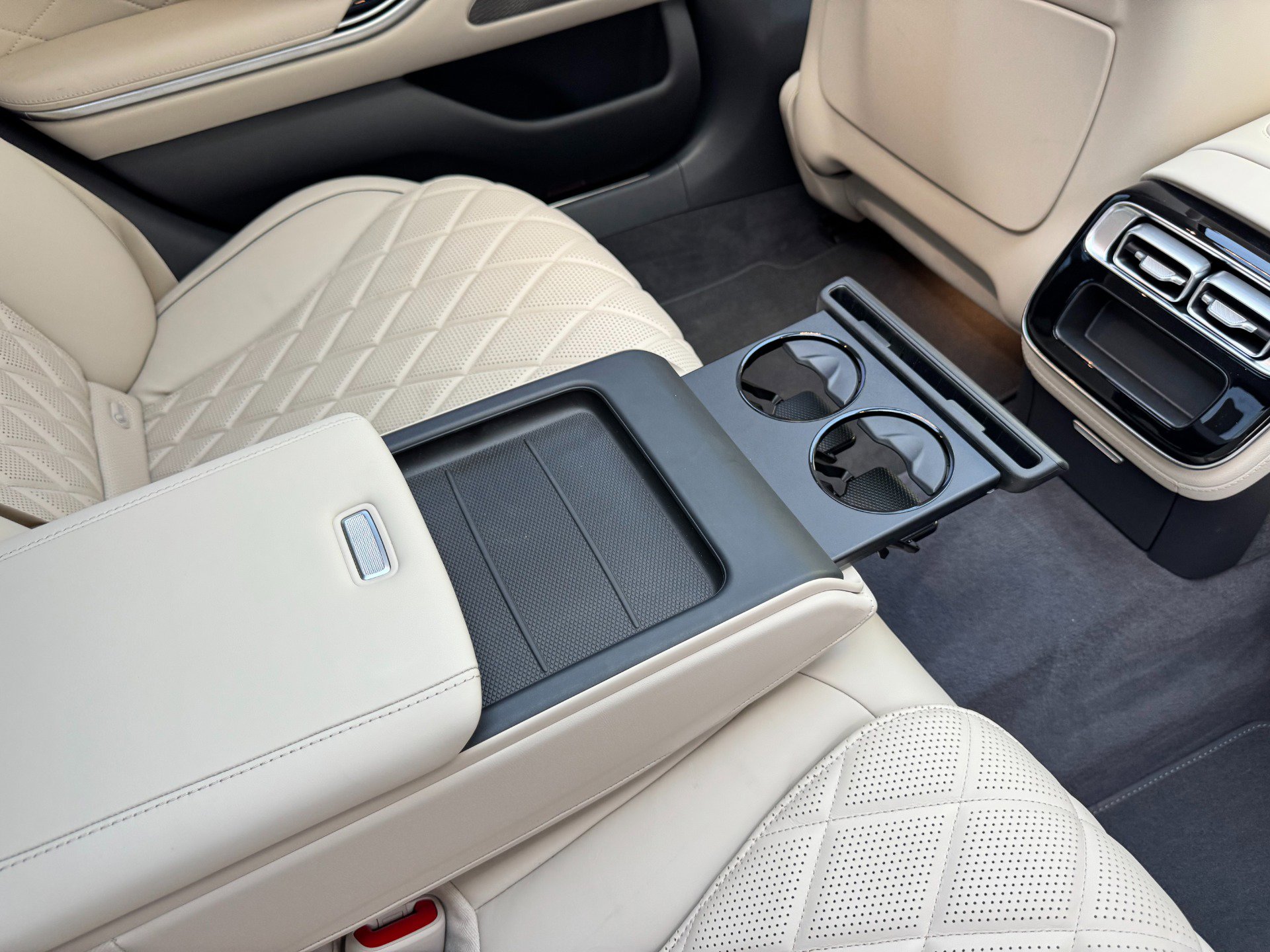 Used 2022 Mercedes-Benz S 580 4MATIC Sedan image 38