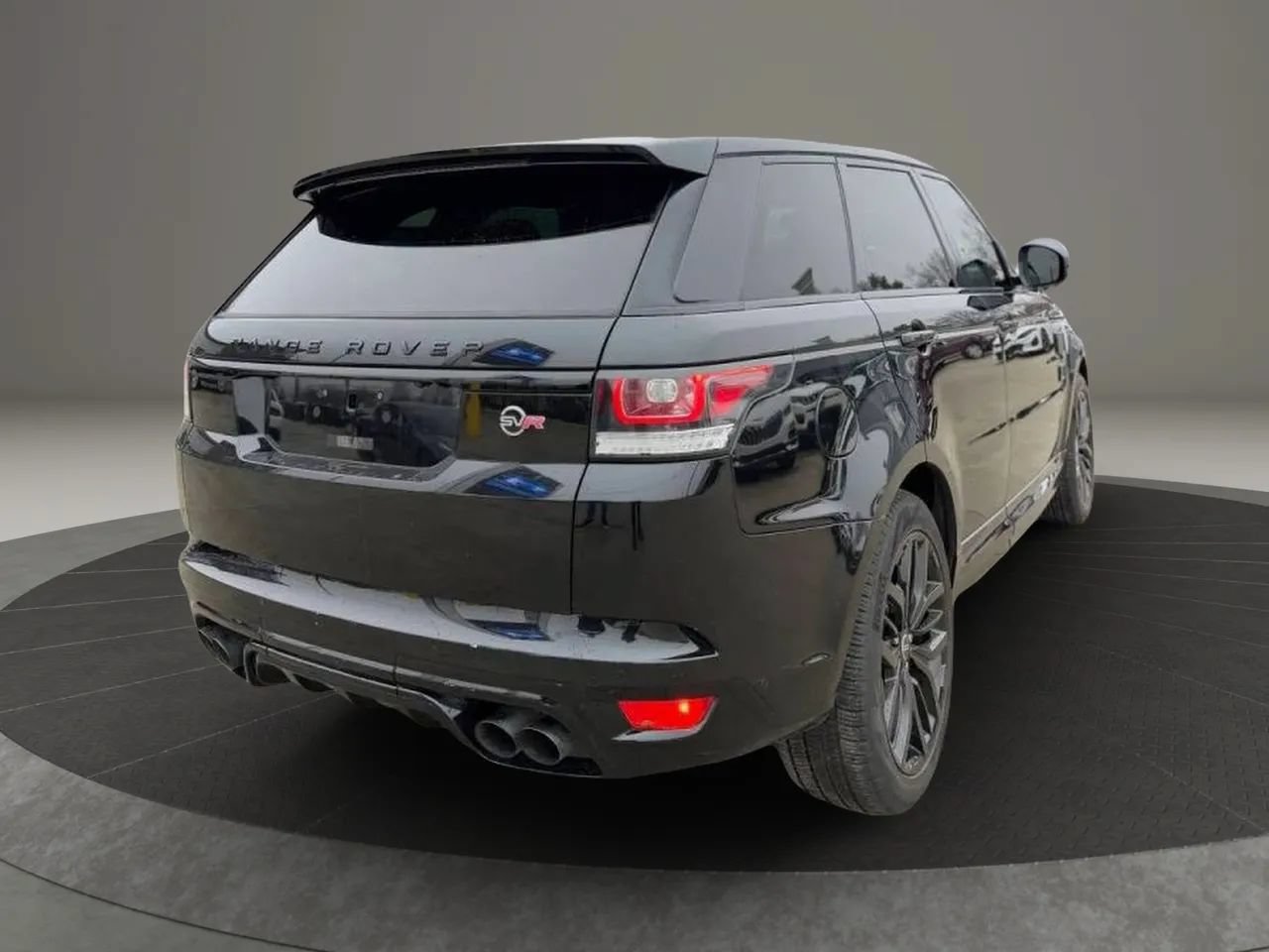 Used 2015 Land Rover Range Rover Sport SVR AWD/4WD image 8