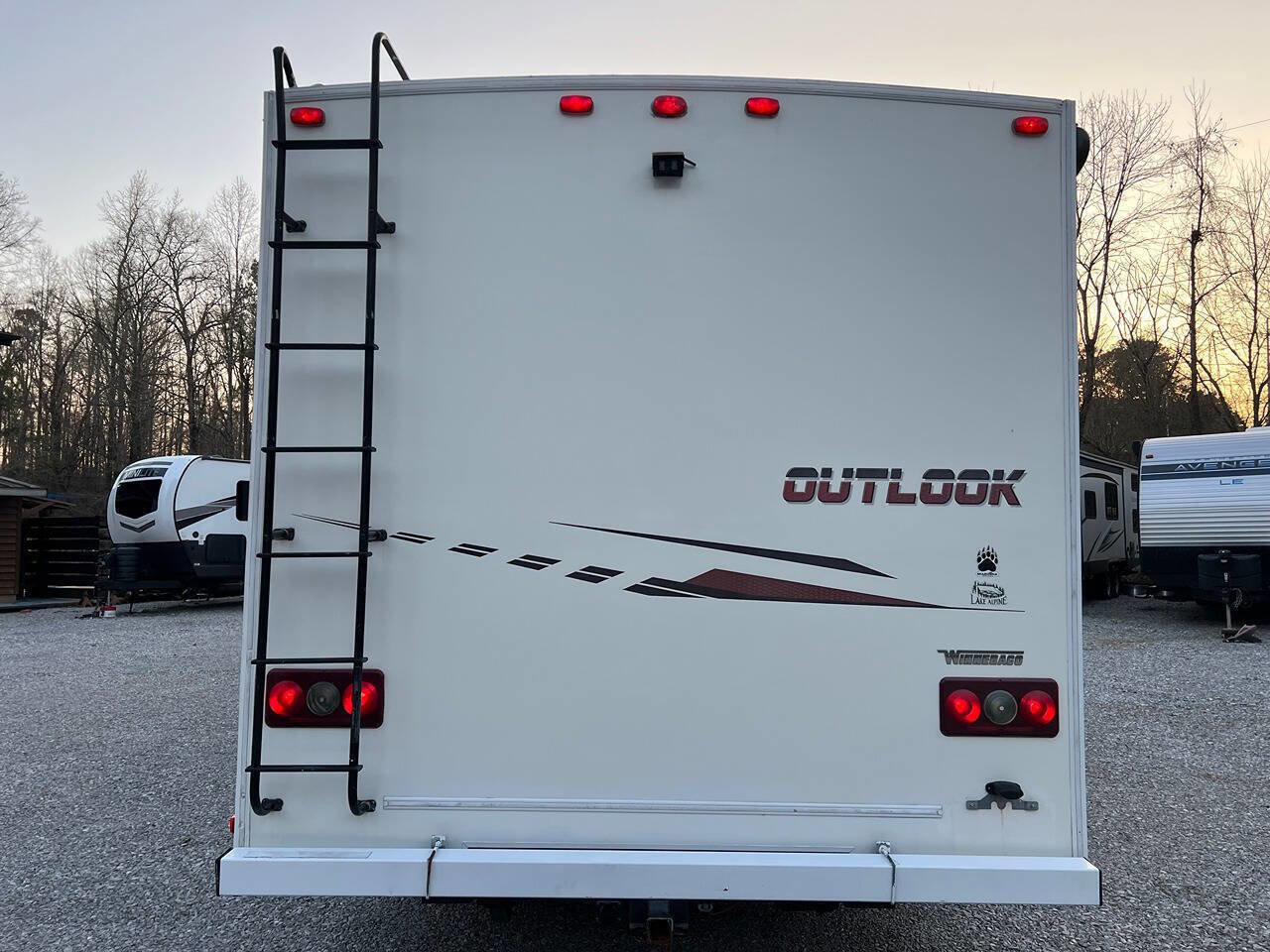 Used 2018 Ford E-350 and Econoline 350 Super Duty w/ Motorhome Prep Package image 4