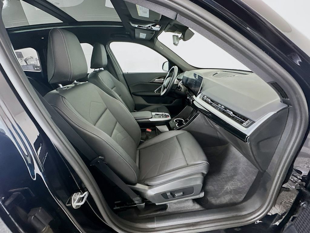 Used 2023 BMW X1 xDrive28i w/ Convenience Package AWD/4WD image 29