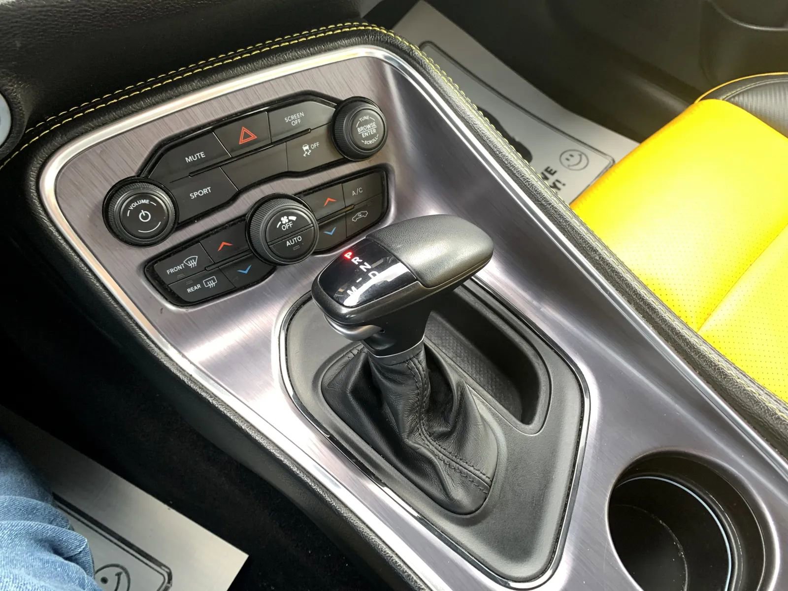 Used 2018 Dodge Challenger SXT w/ Blacktop Package image 14