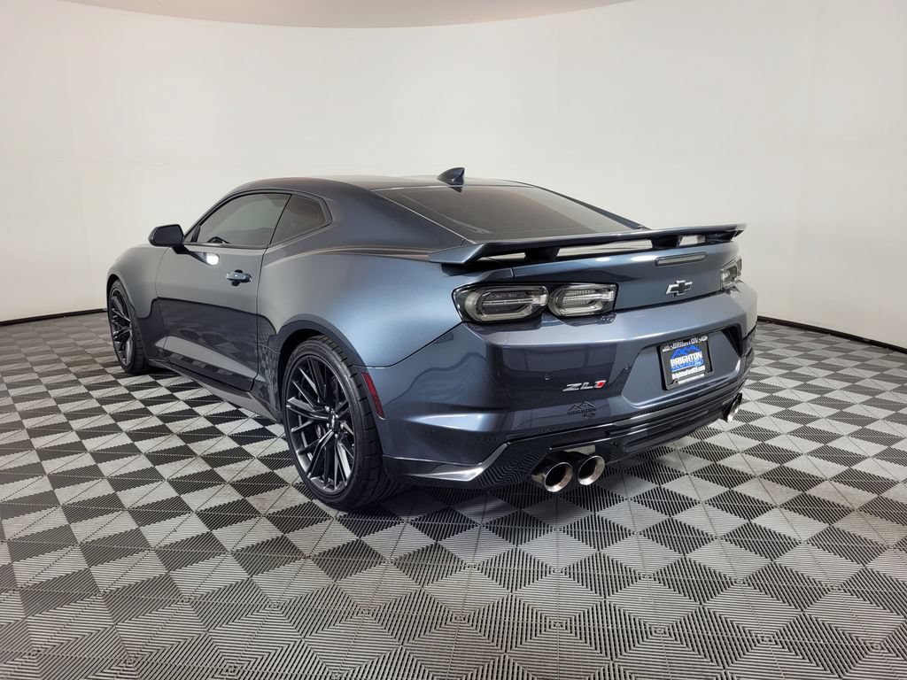 Used 2019 Chevrolet Camaro ZL1 RWD image 5
