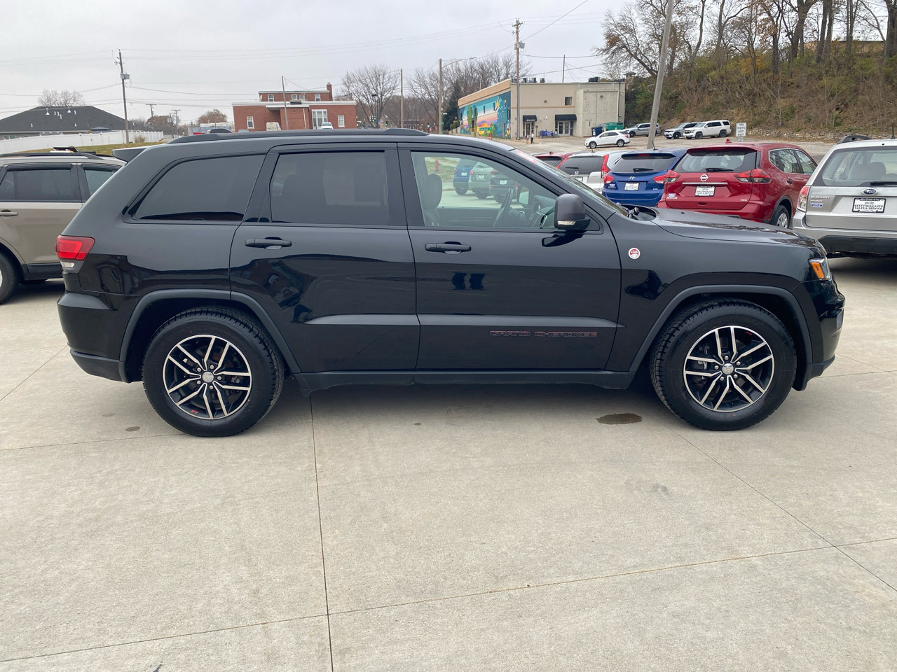 Used 2018 Jeep Grand Cherokee Trailhawk w/ Trailhawk Luxury Group image 5