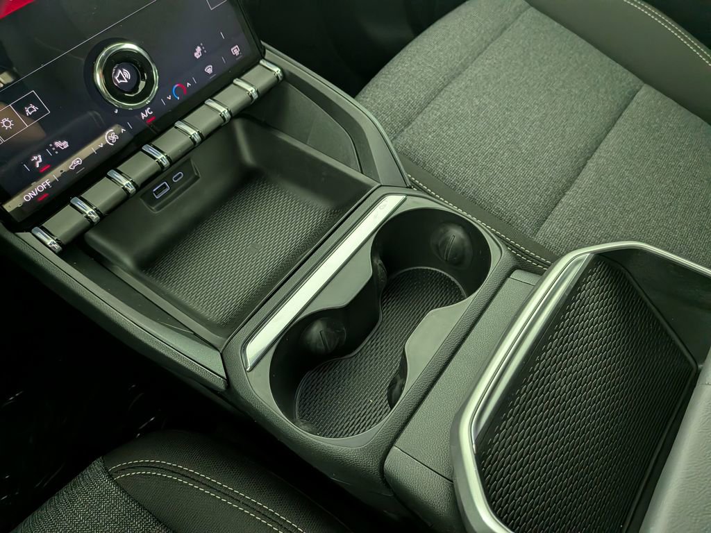 New 2026 GMC Terrain Elevation image 24