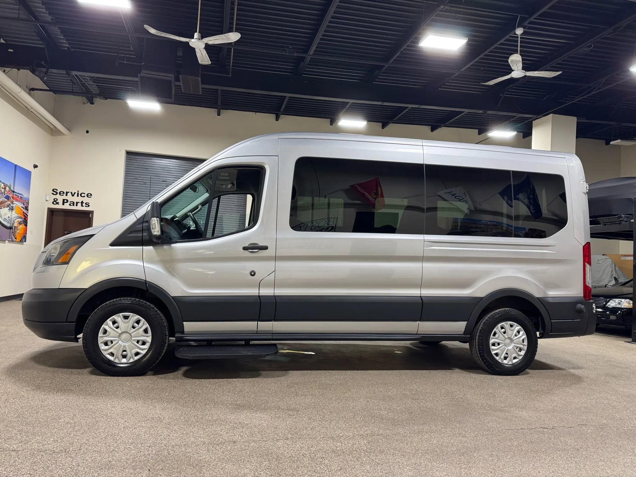 Used 2015 Ford Transit 350 148 Medium Roof image 9