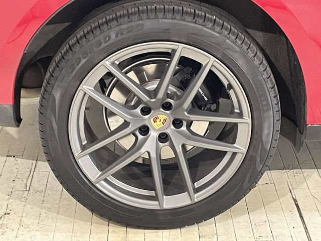 Certified 2026 Porsche Macan AWD/4WD image 16