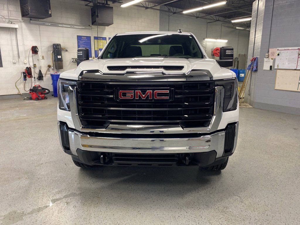 New 2026 GMC Sierra 3500 Pro w/ Convenience Package image 2