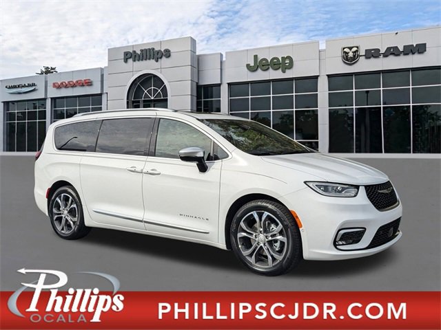 New 2026 Chrysler Pacifica Pinnacle image 1