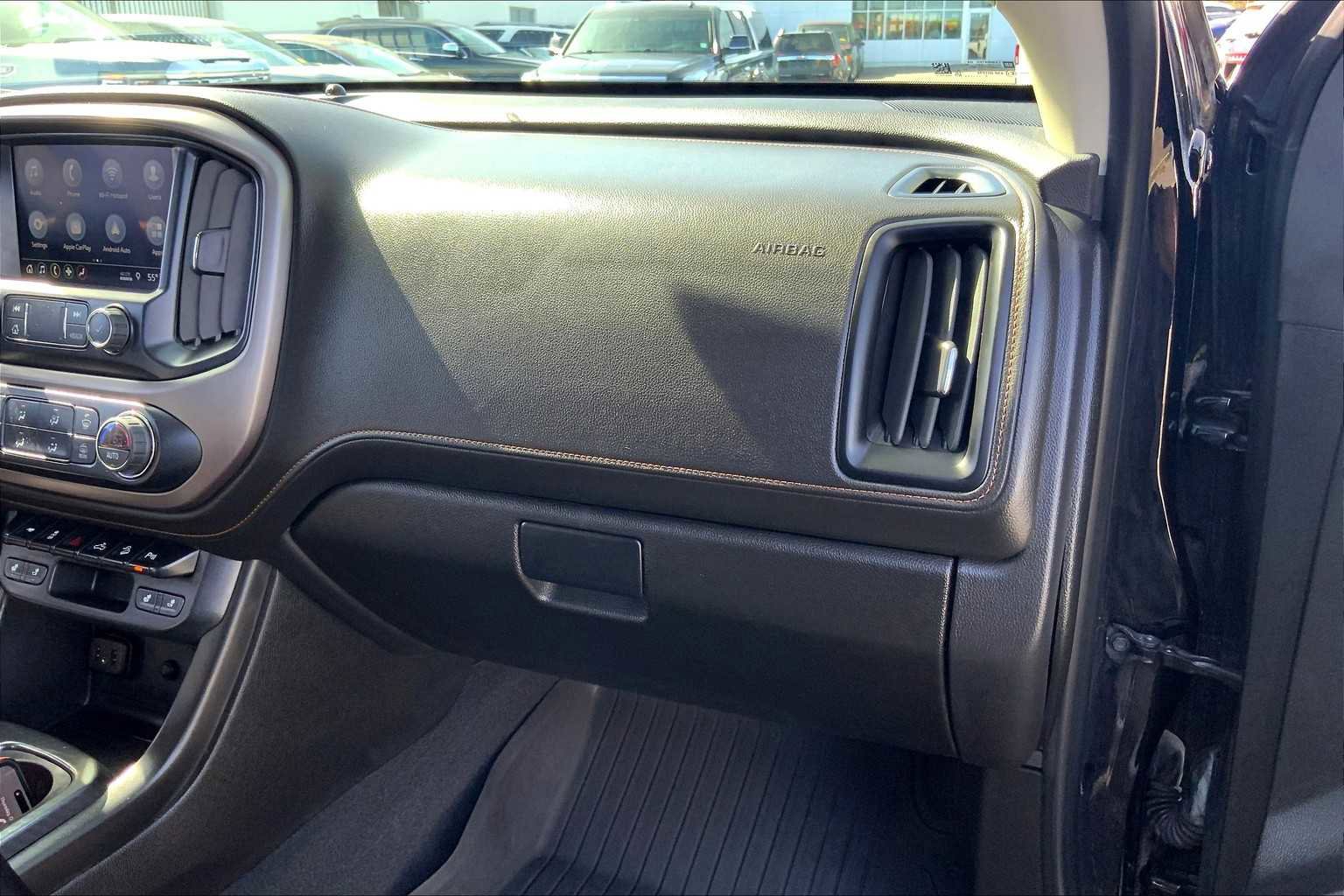 Certified 2022 GMC Canyon AT4 w/ Trailering Package image 17