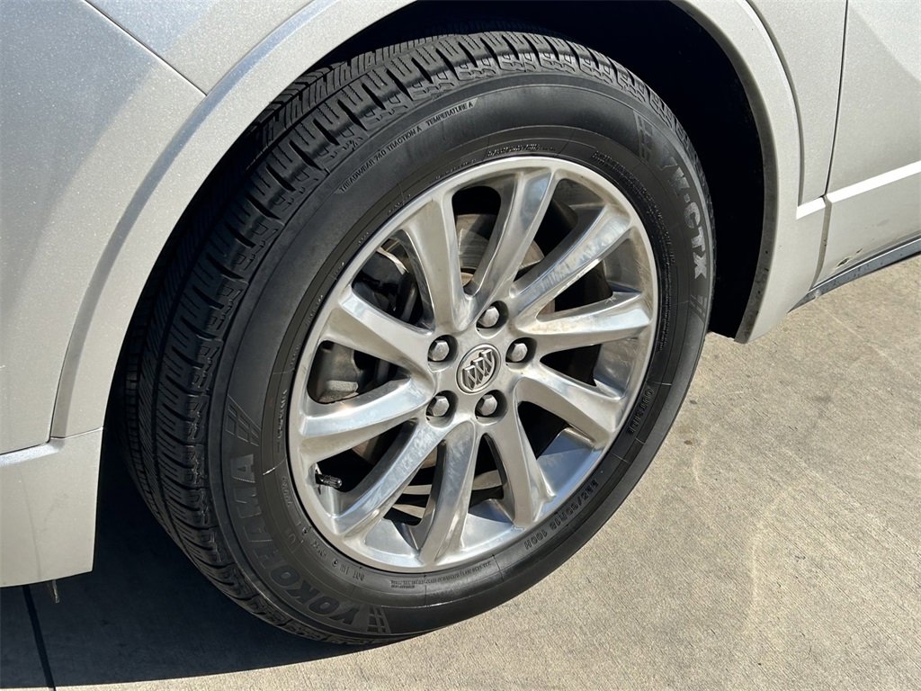 Used 2019 Buick Envision Essence image 9