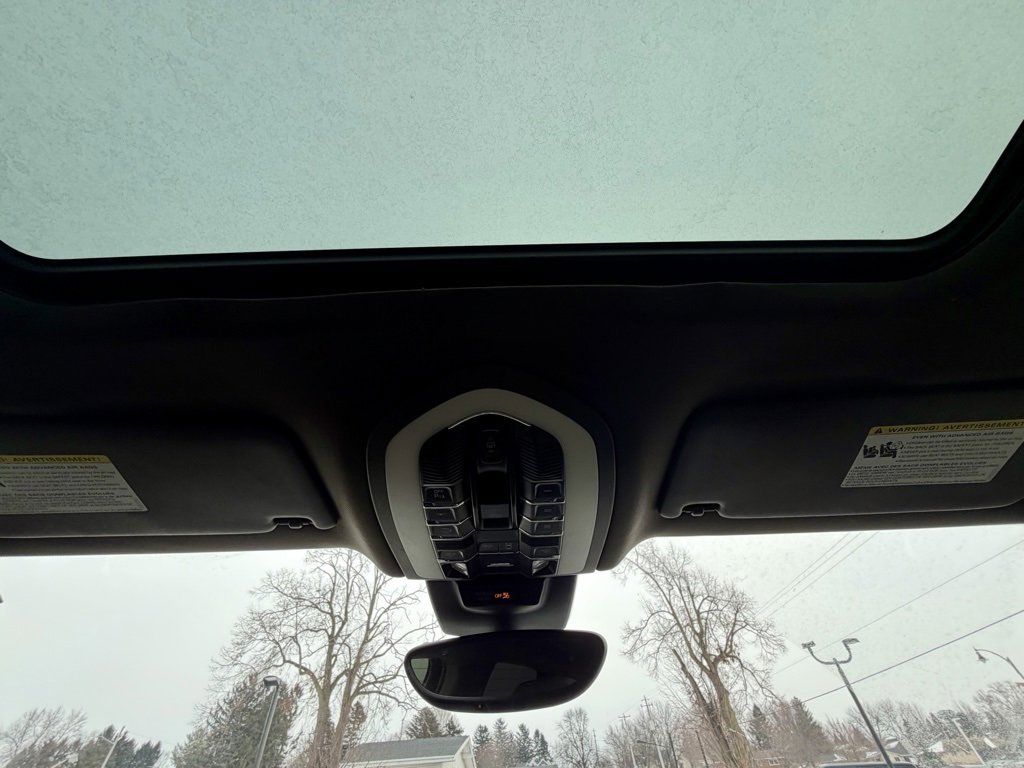 Used 2018 Porsche Macan image 40