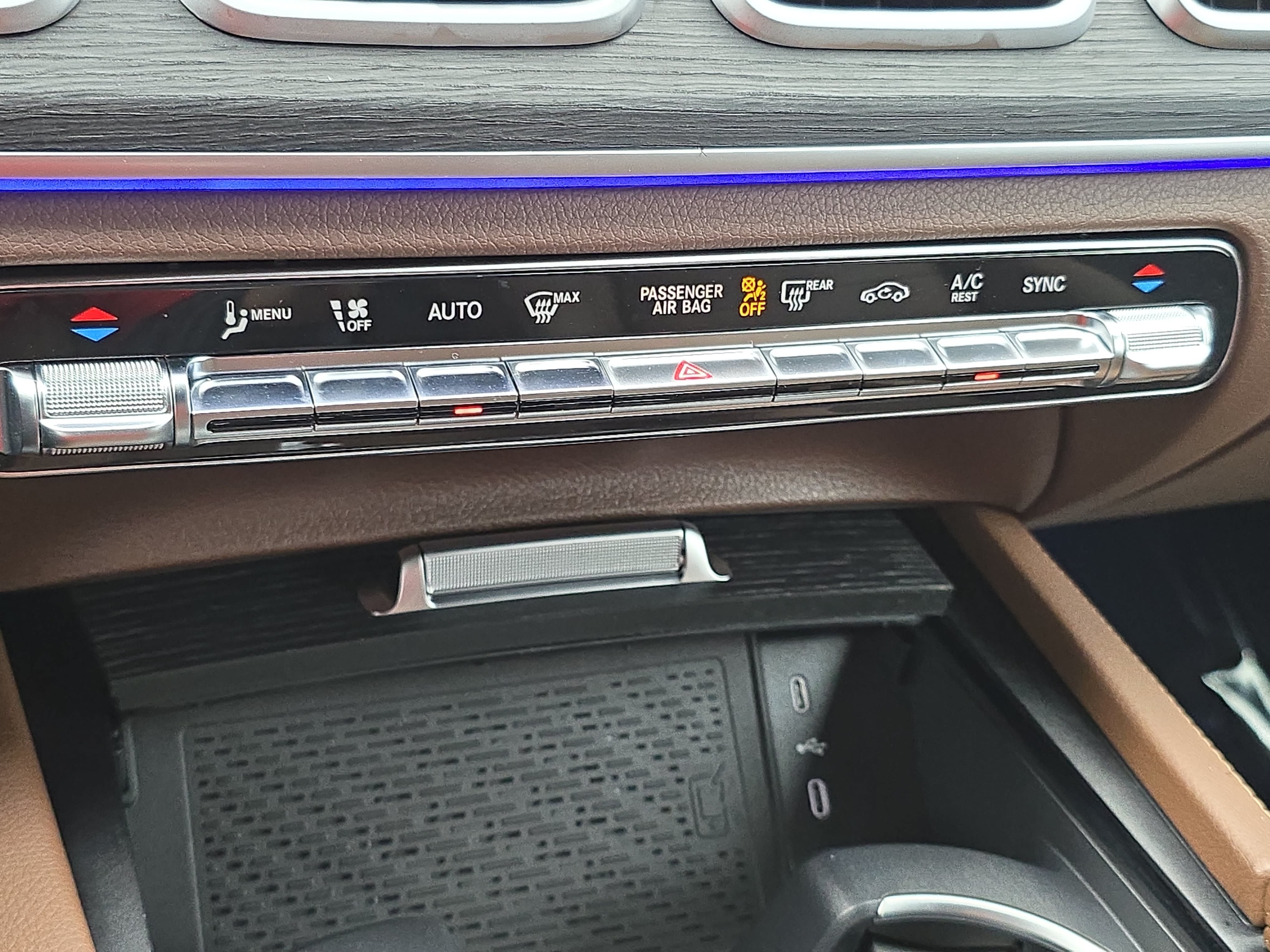 Certified 2026 Mercedes-Benz GLS 450 4MATIC image 25