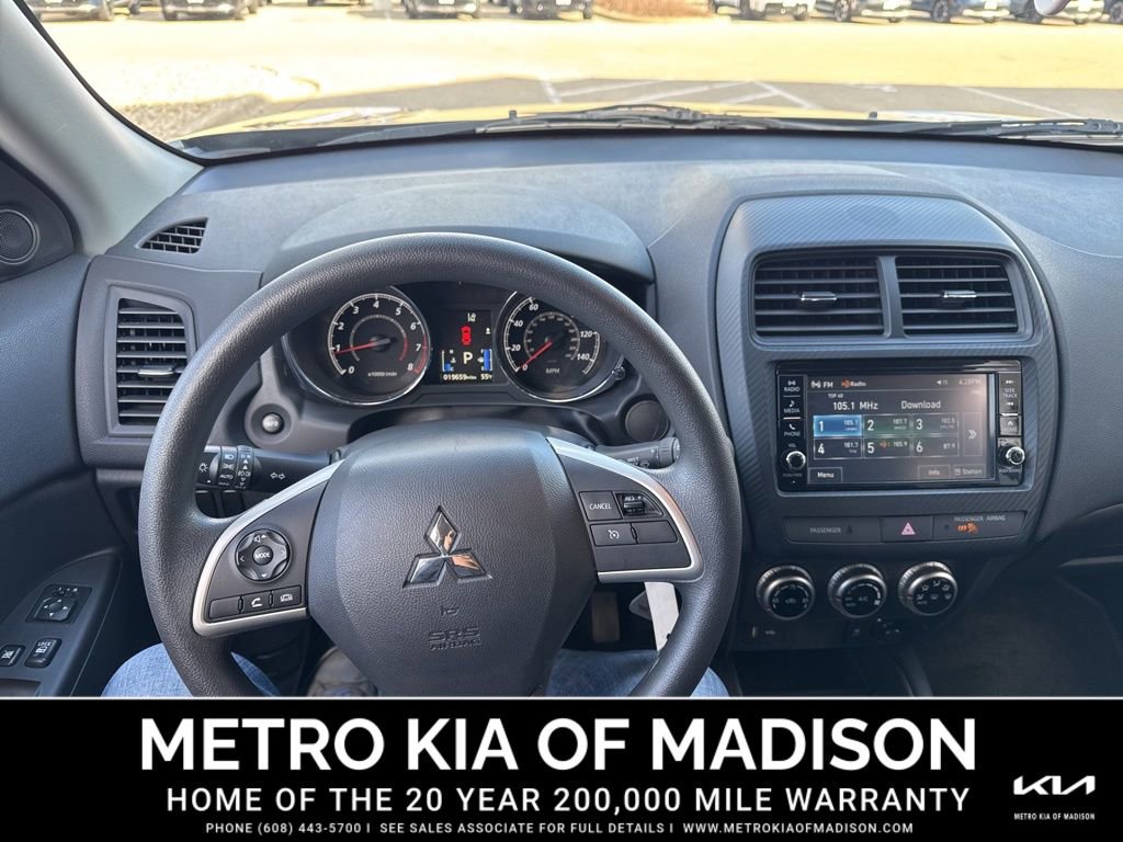 Used 2025 Mitsubishi Outlander Sport ES image 15