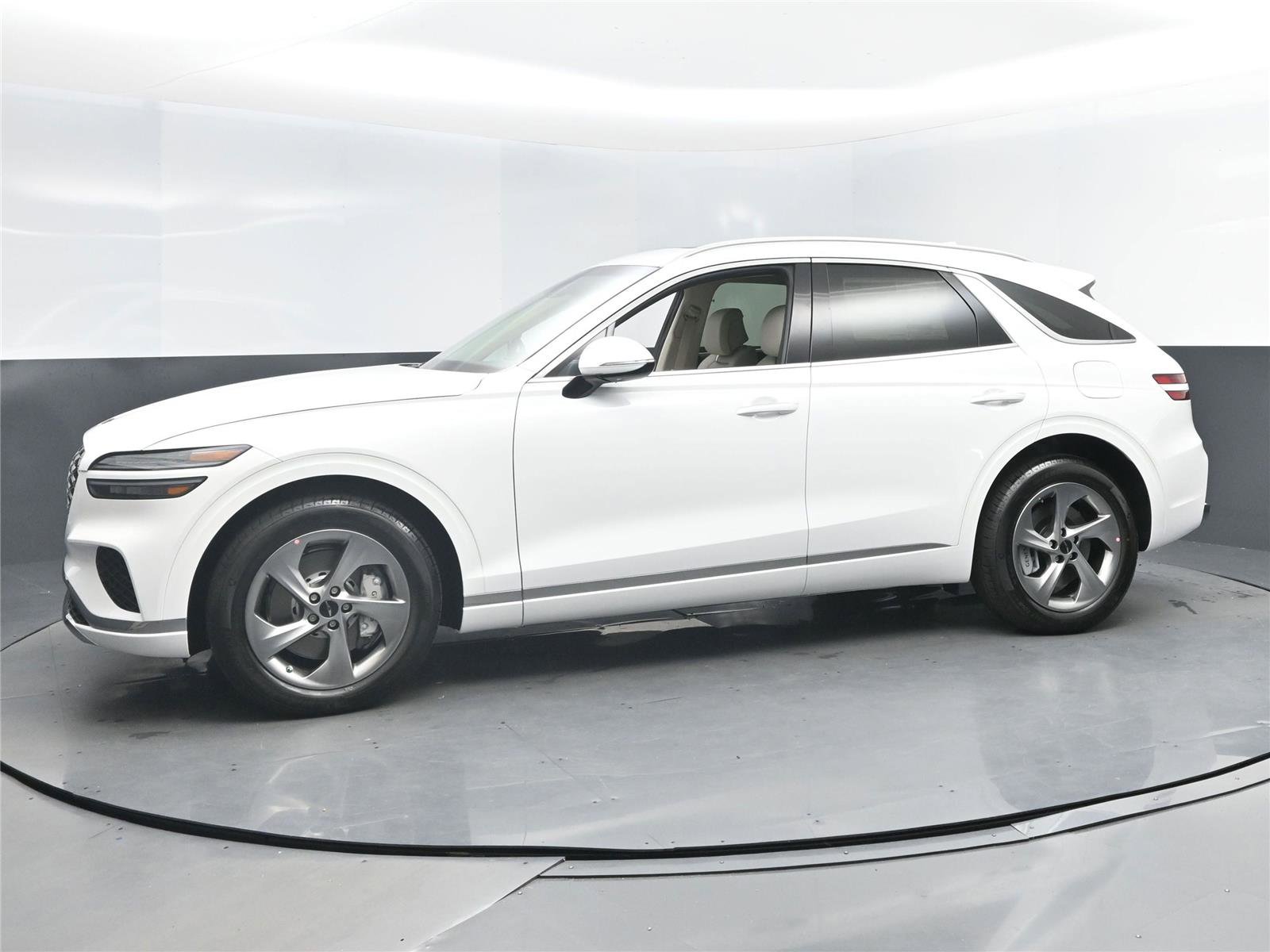 New 2026 Genesis GV70 2.5T Select image 3