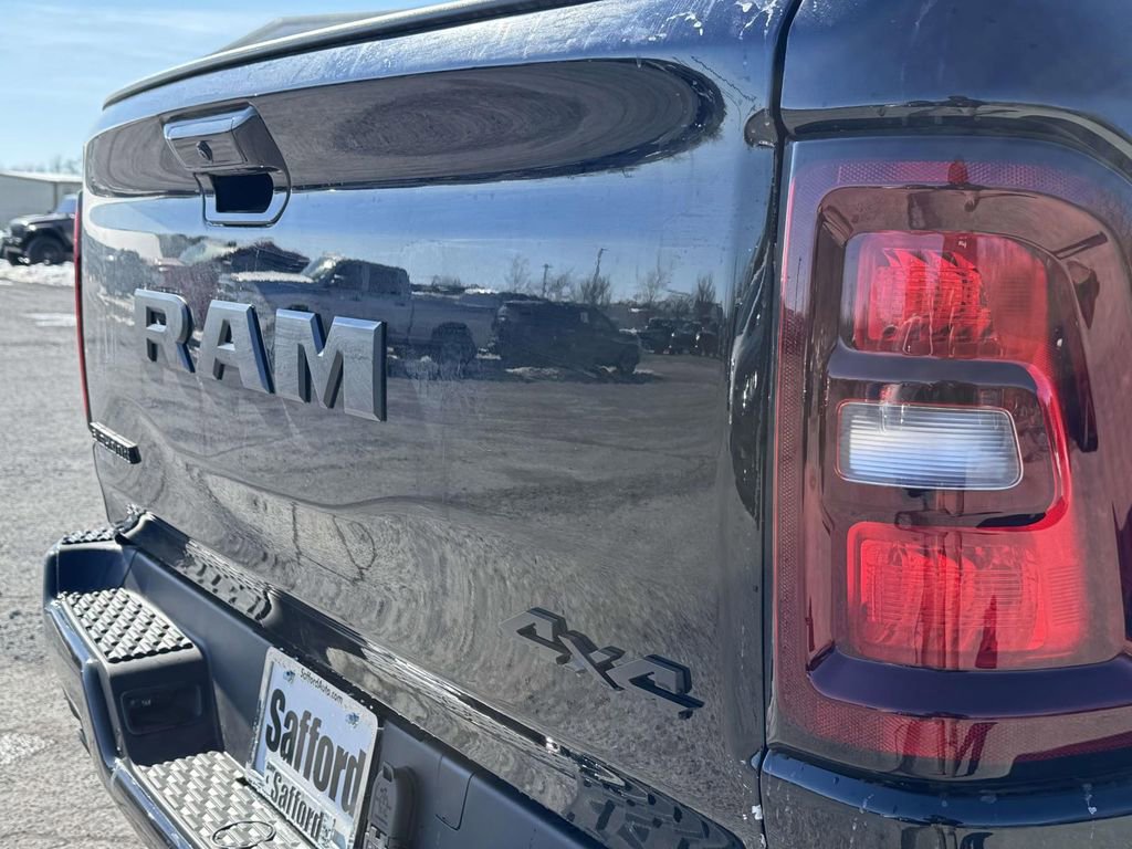 New 2026 RAM 1500 4x4 Crew Cab image 11