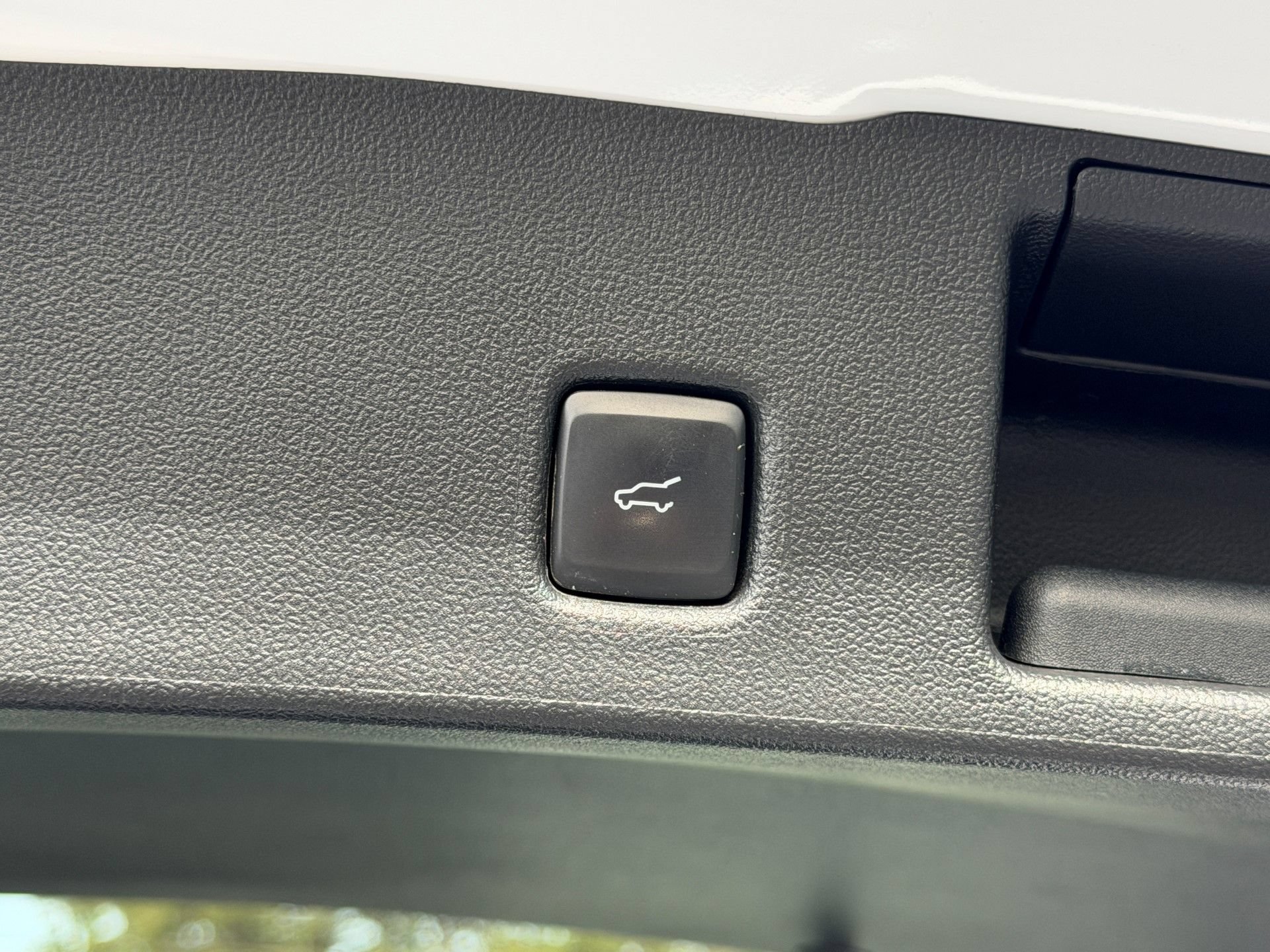 Used 2023 Ford Escape ST-Line Select AWD/4WD image 13